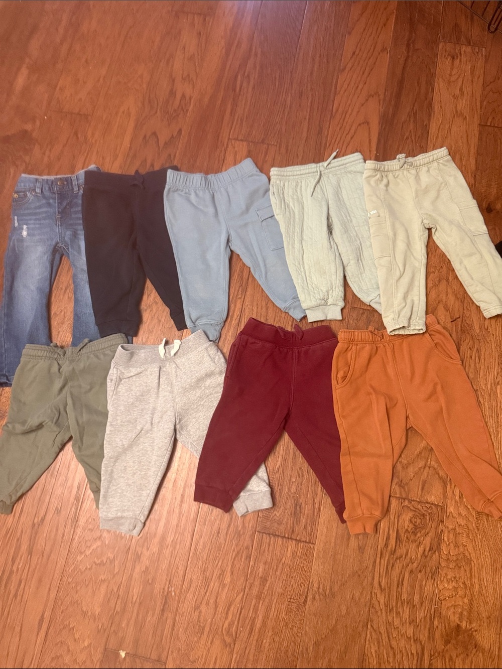 Lot of 15 18-24m/2T pants/sweats. Carters/Cat & Jack brands
